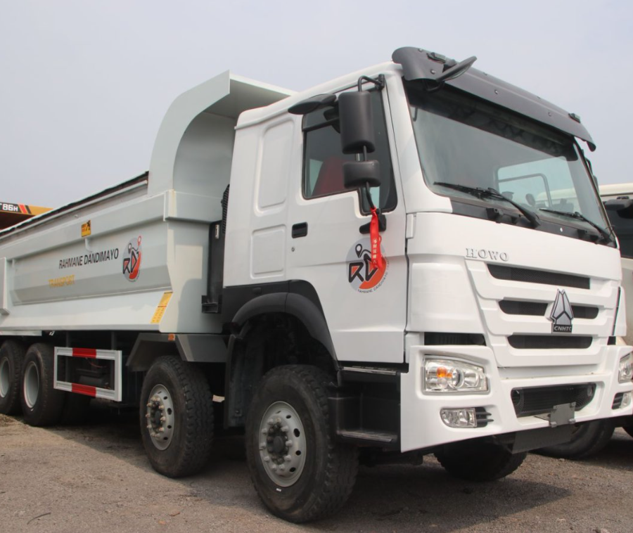 USED HOWO 371 LARGE PUMP ENGINE DUMP TRUCKS
