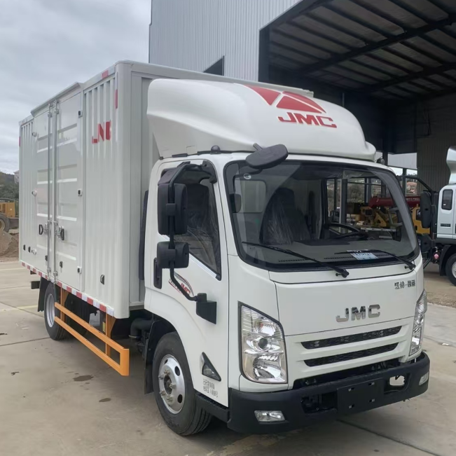 Used JAC 6 Wheels Box Trucks