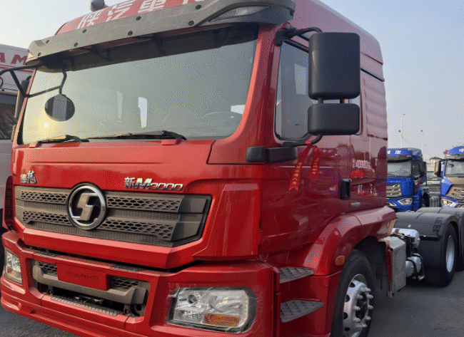 Used Shacman Tractor Trucks New M3000 Red