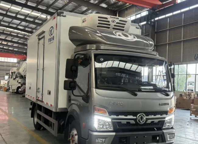 Used DFM Refrigerated Trucks