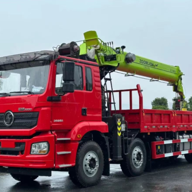 Used Zoomlion Trucks with Cranes